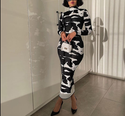Rich Auntie Long Sleeve Turtleneck Dress